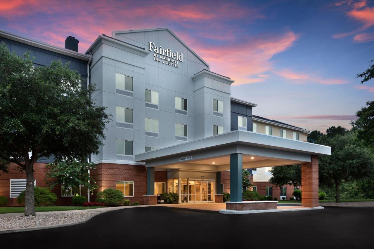 Fairfield Inn & Suites אליזבת סיטי מראה חיצוני תמונה