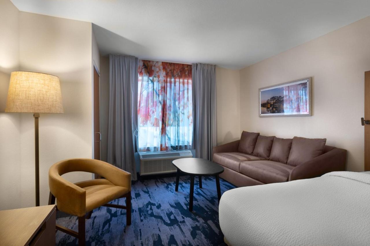 Fairfield Inn & Suites אליזבת סיטי מראה חיצוני תמונה