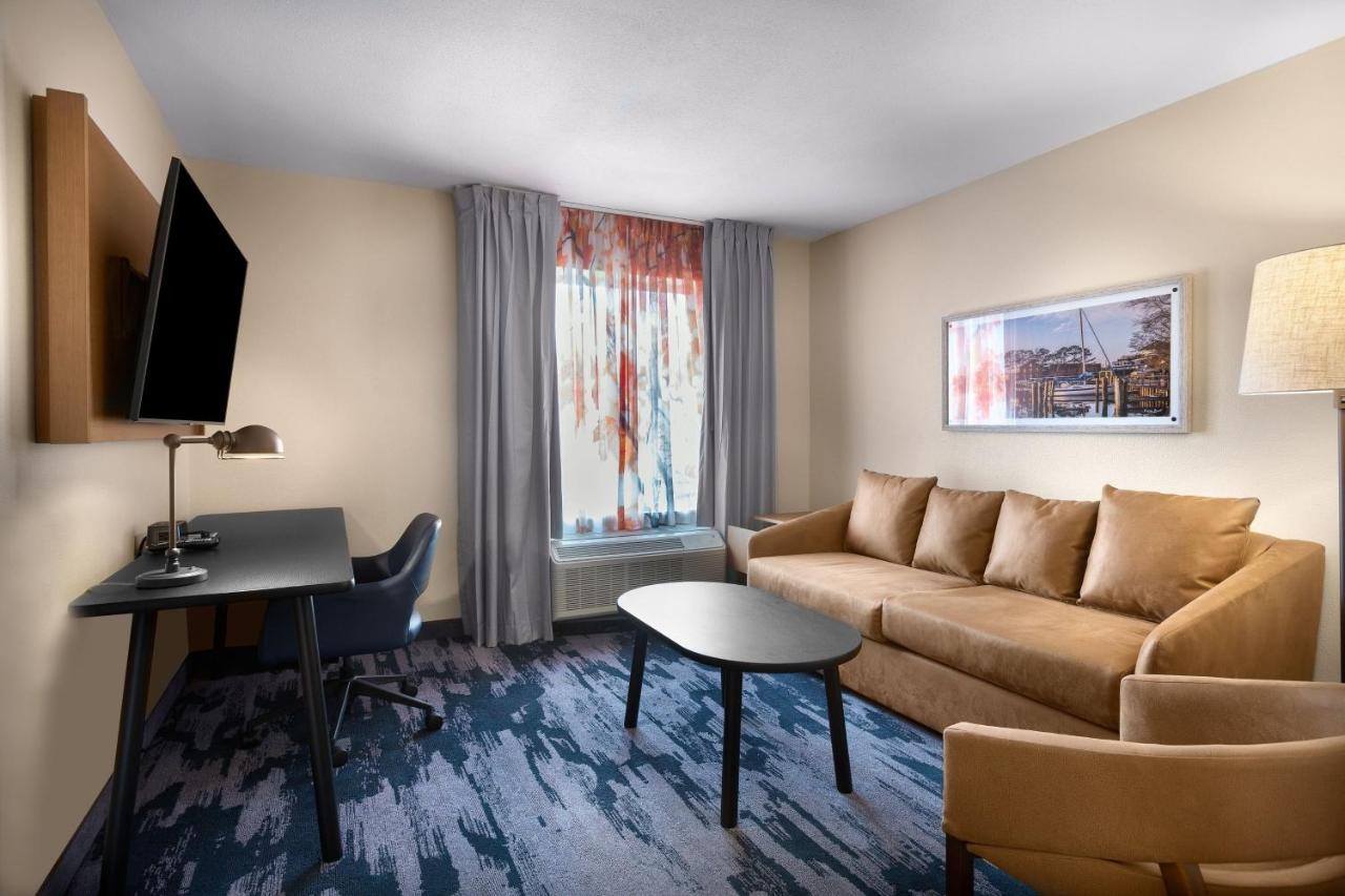 Fairfield Inn & Suites אליזבת סיטי מראה חיצוני תמונה